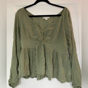 American Eagle Long Sleeve Green Blouse